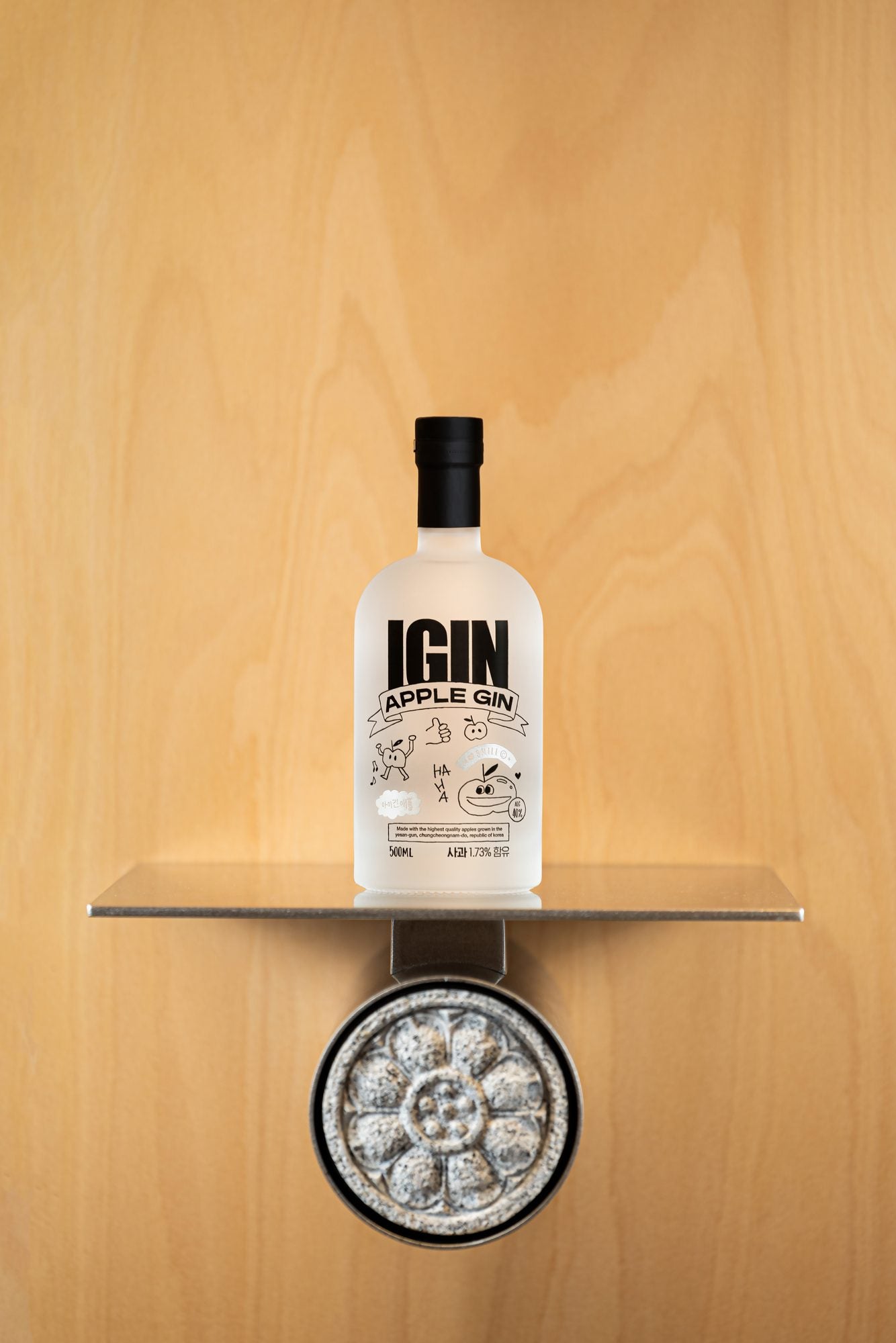 IGIN Apple Gin on a shelf at the JINI’S LAMP distillery