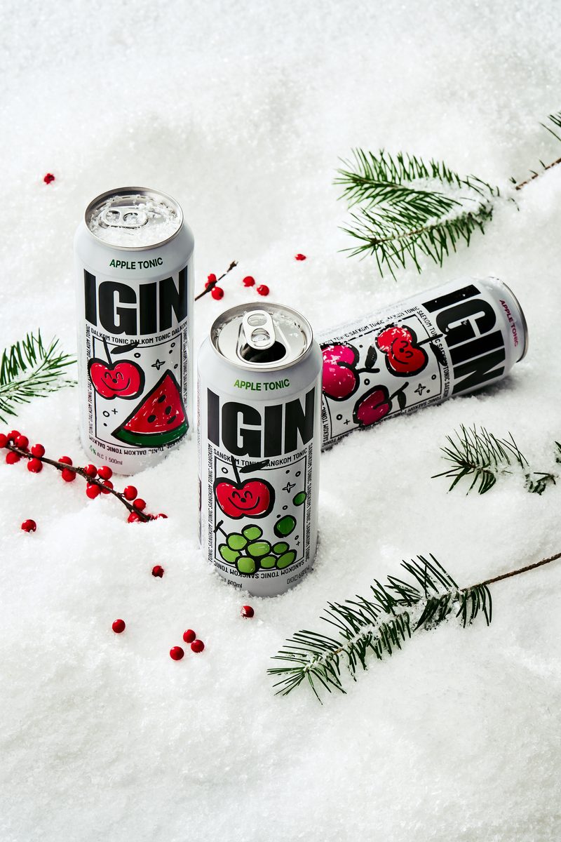 Apple Tonic cans in the snow